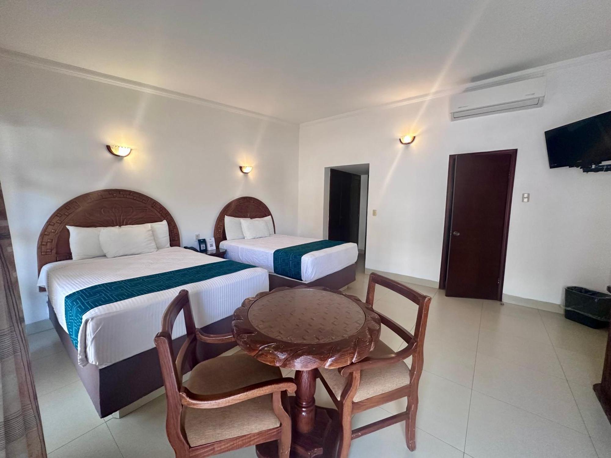Inhouse Select Hacienda Tres Rios Hotel Culiacan Ngoại thất bức ảnh