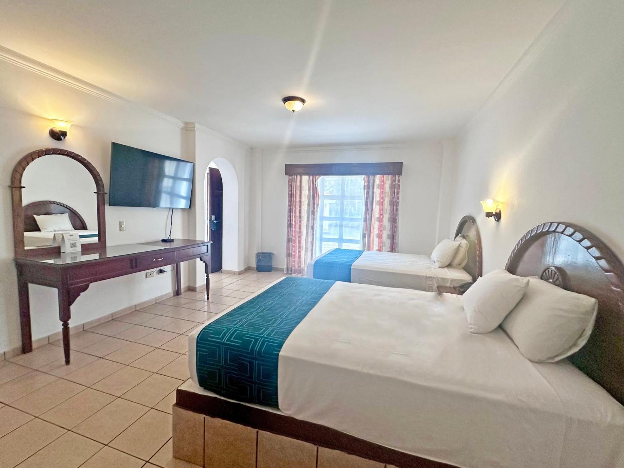 Inhouse Select Hacienda Tres Rios Hotel Culiacan Ngoại thất bức ảnh