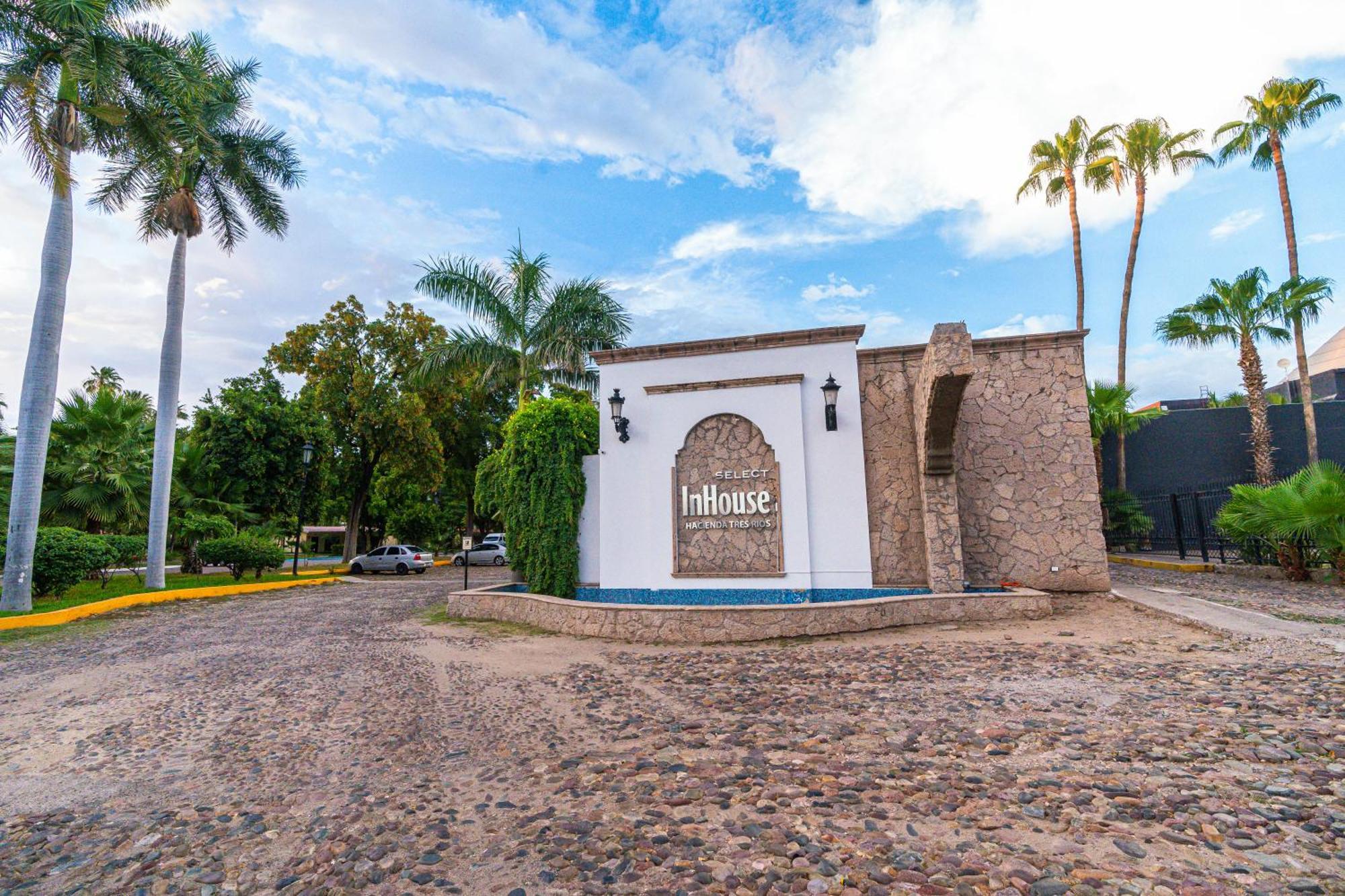 Inhouse Select Hacienda Tres Rios Hotel Culiacan Ngoại thất bức ảnh