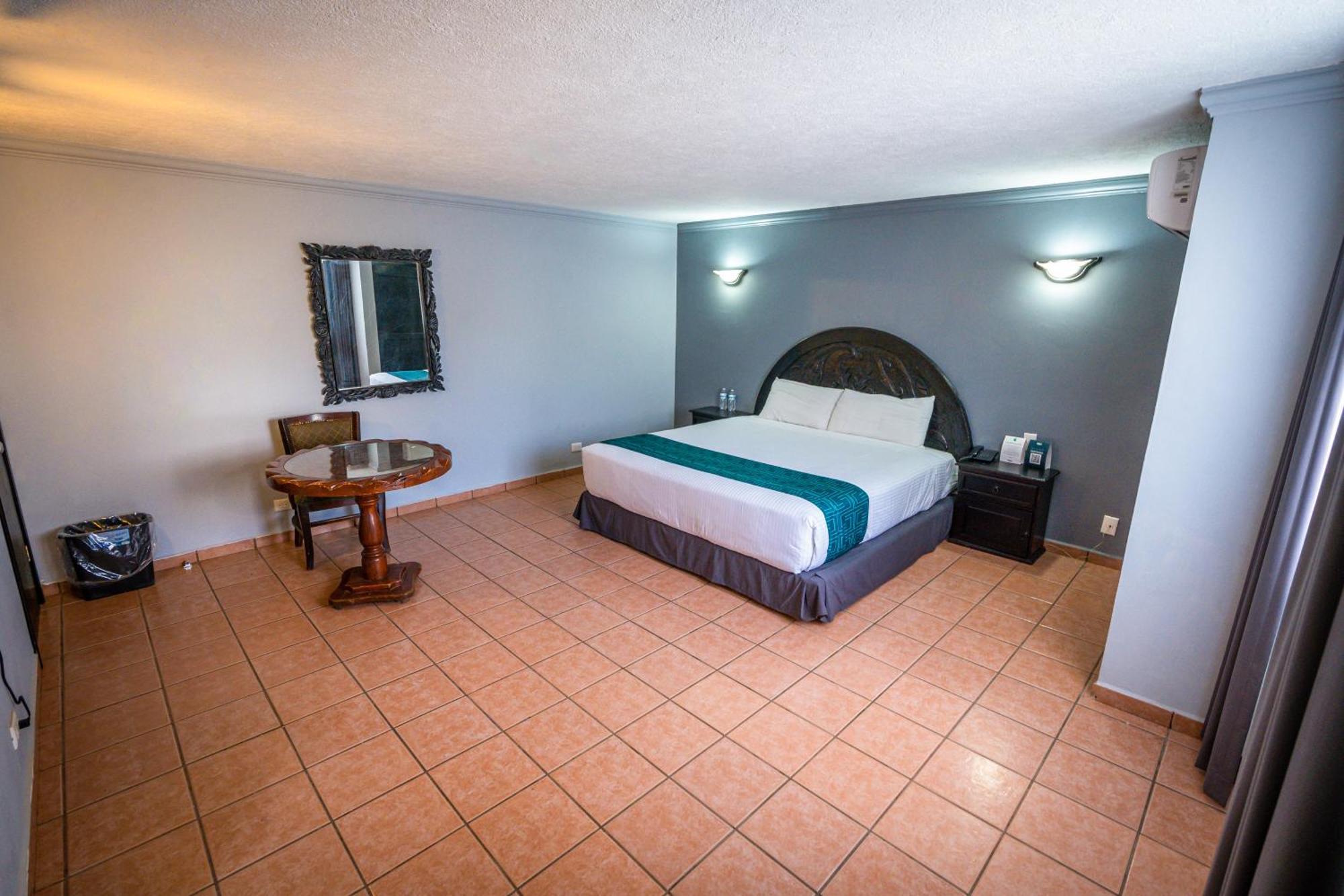 Inhouse Select Hacienda Tres Rios Hotel Culiacan Ngoại thất bức ảnh